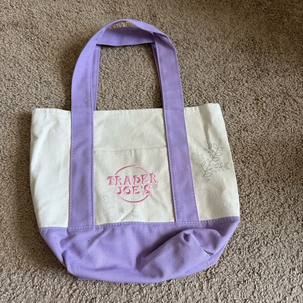 Trader Joes mini tote!